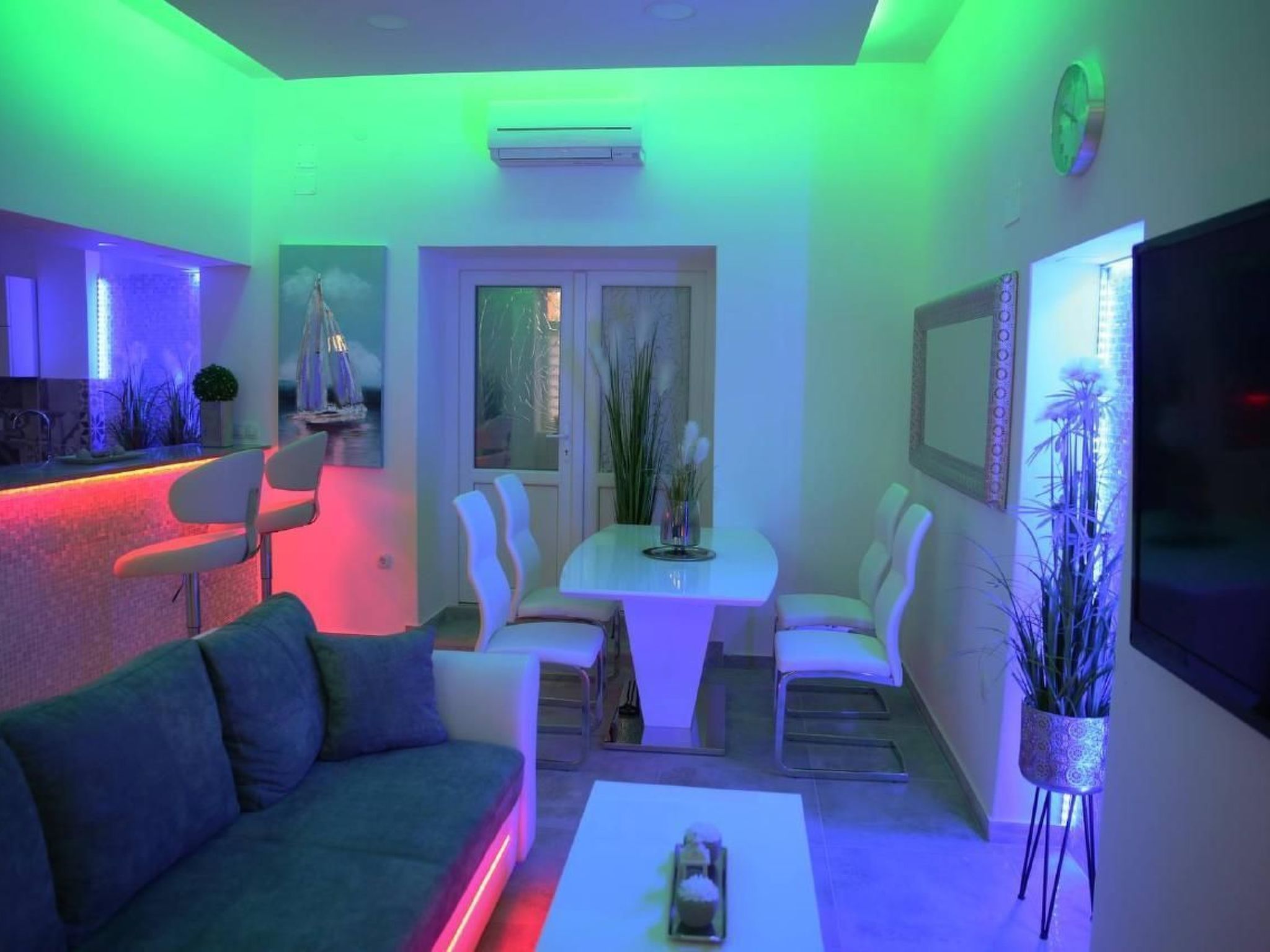 mit Hot Tub Villa in Cirkvenica Riviera