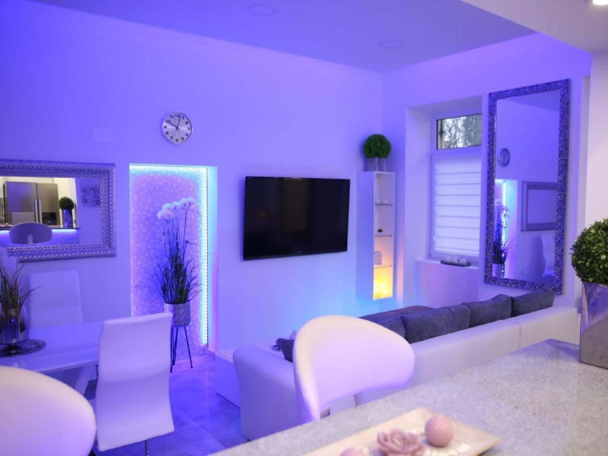 Mit Hot Tub-Image-tags.info