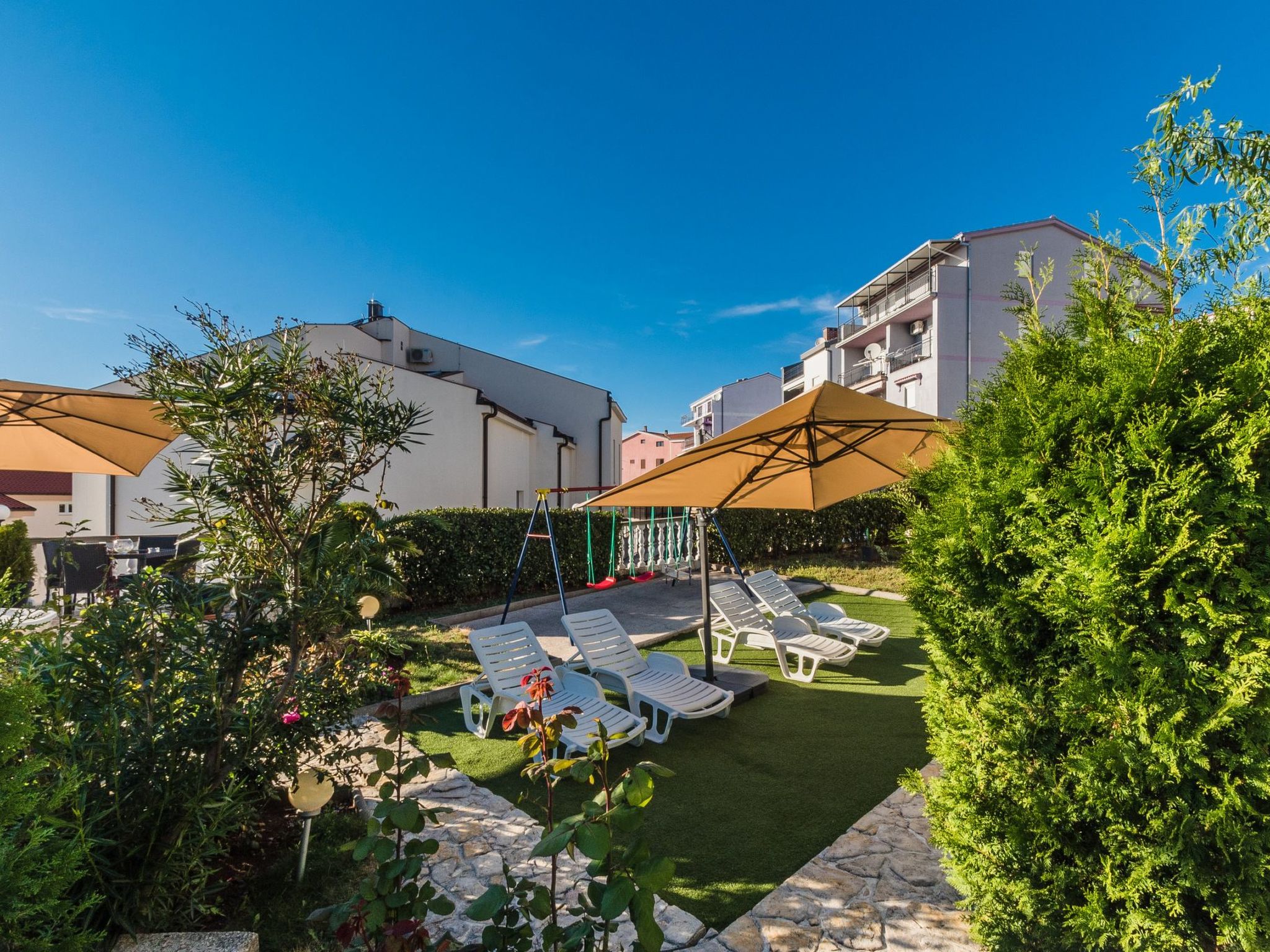 Appartement mit privater Terrasse und Meerblick-Image-tags.info