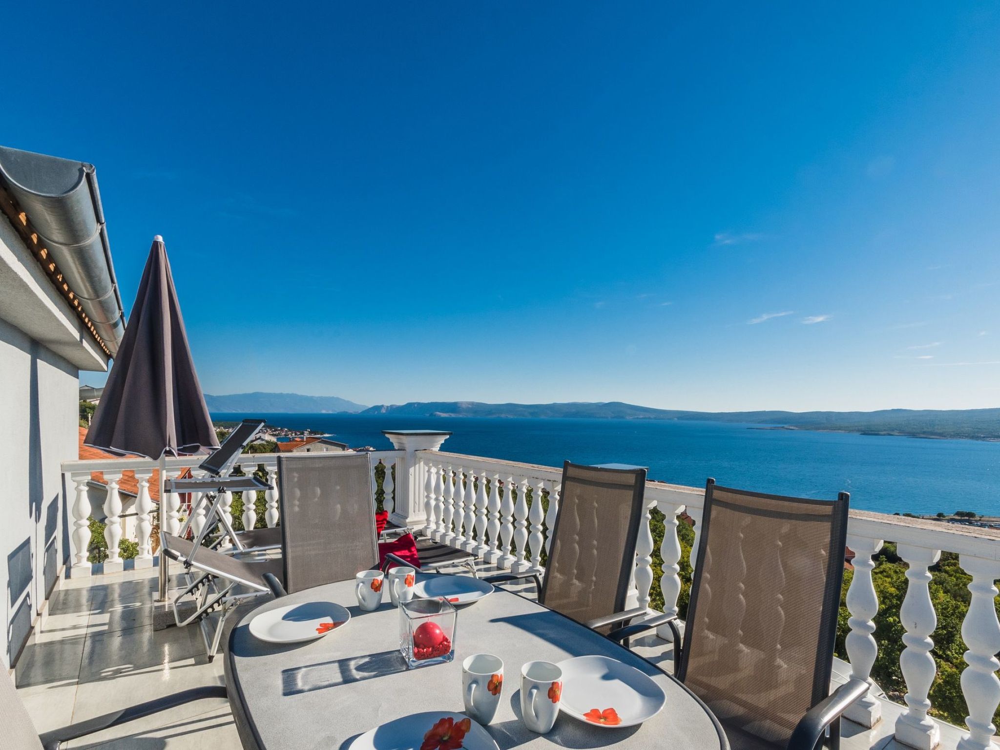 8 im dritten Obergeschoss