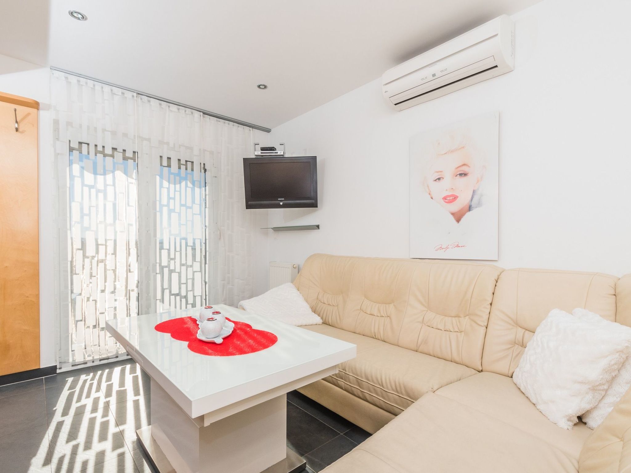 8 im dritten Obergeschoss-Image-tags.info