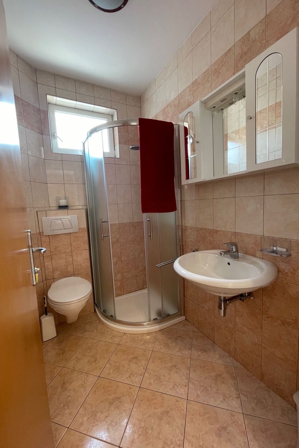 Gemütliche Wohnung mit Pool-Image-tags.info