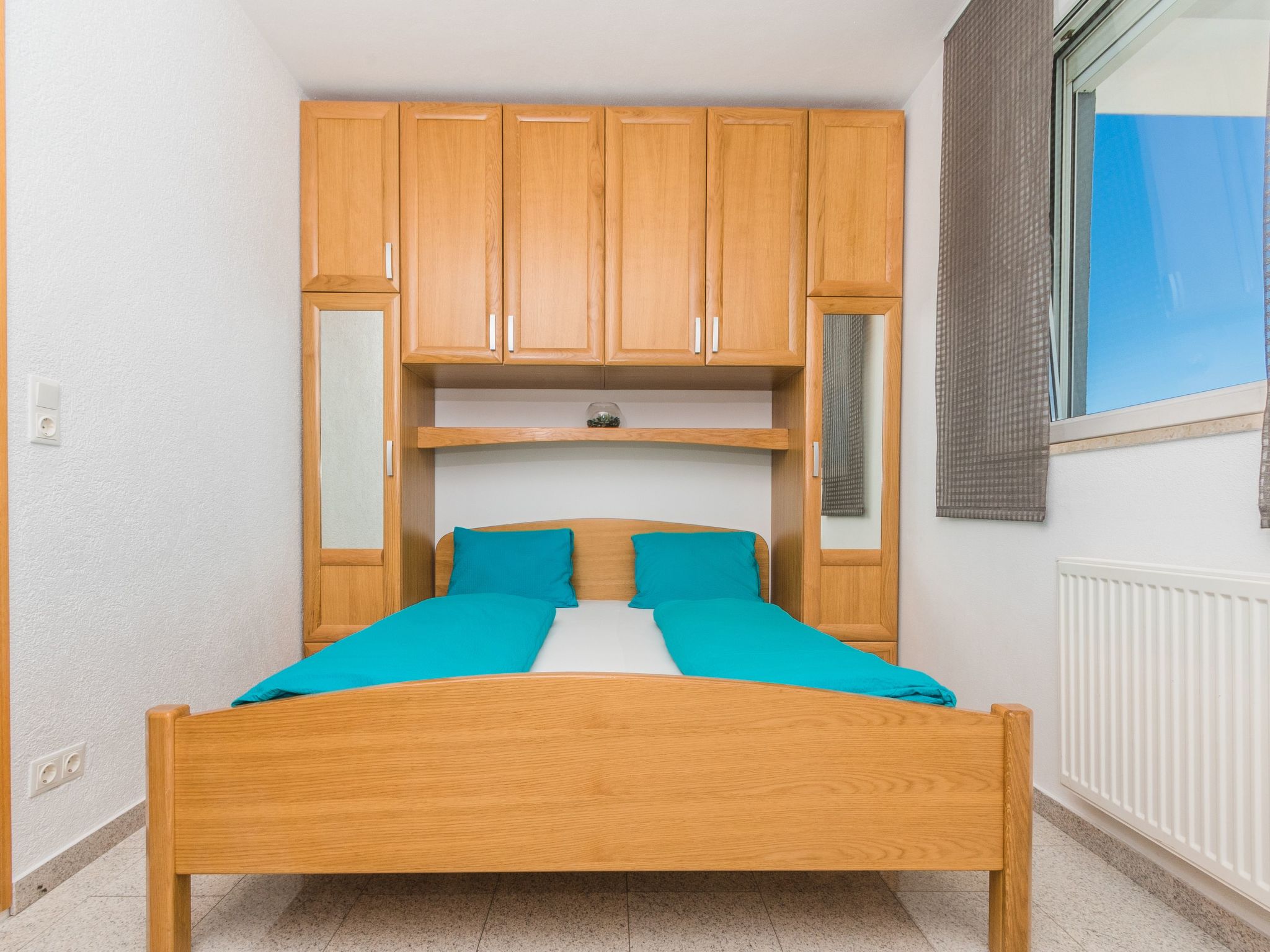 Wohnung mit Meerblick und Pool-Image-tags.info