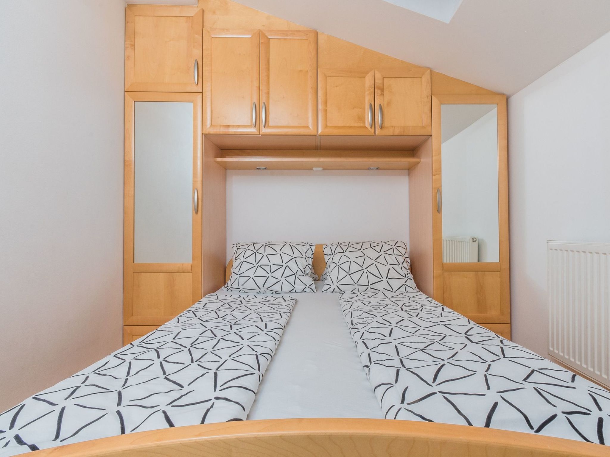 Wohnung mit großem Pool und Meerblick-Image-tags.info