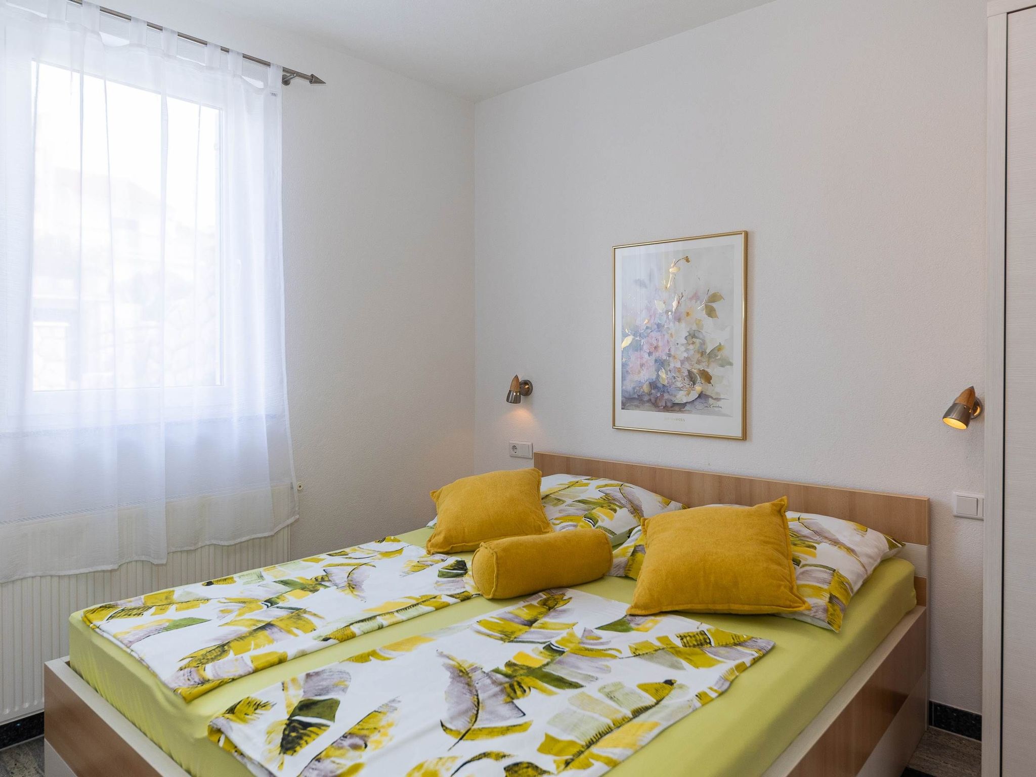 Wohnung mit großer Terasse-Binnen