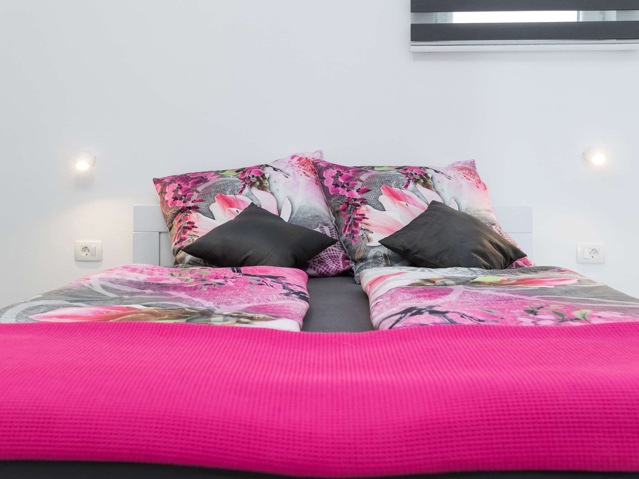 Mary-Image-tags.info