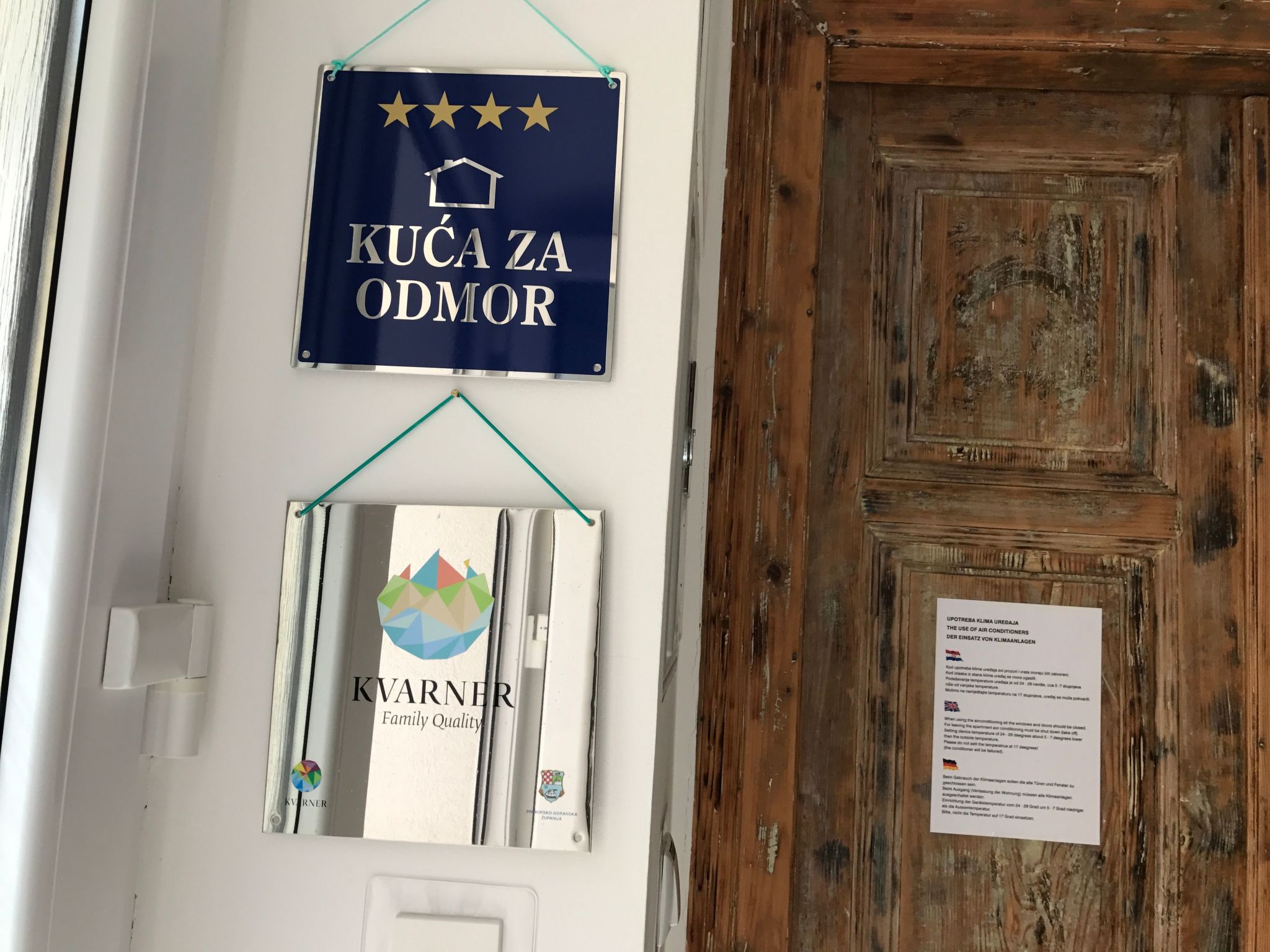 „Kleine Villa Tony“-Image-tags.info