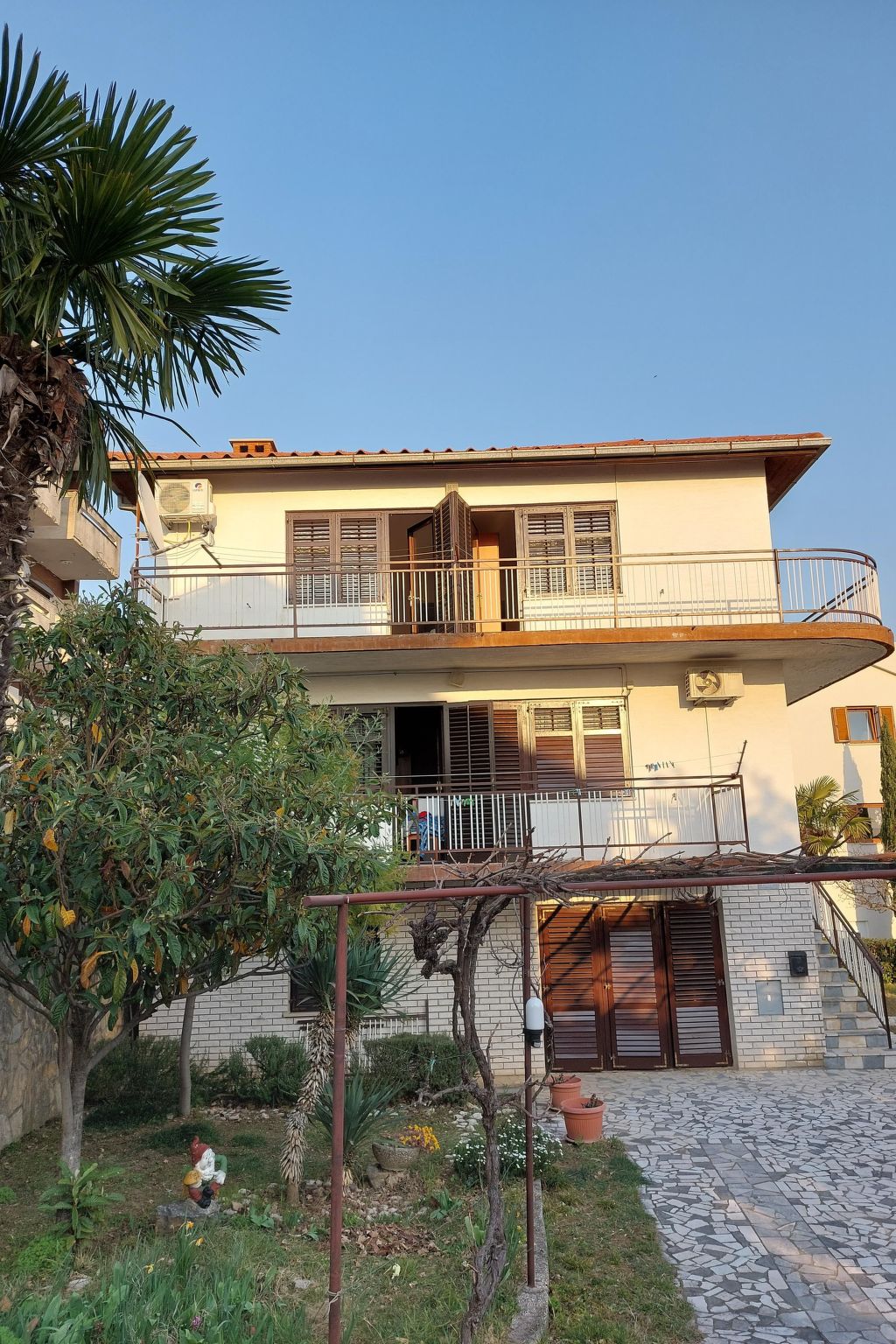 "Belle-Vue" mit Terrasse