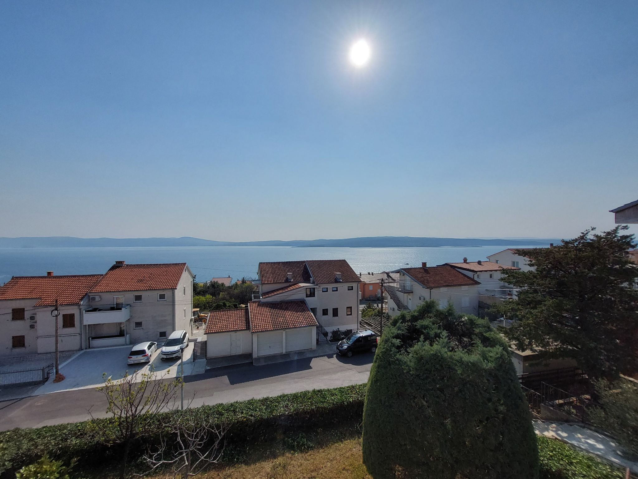 "Belle-Vue" mit Terrasse-Draußen