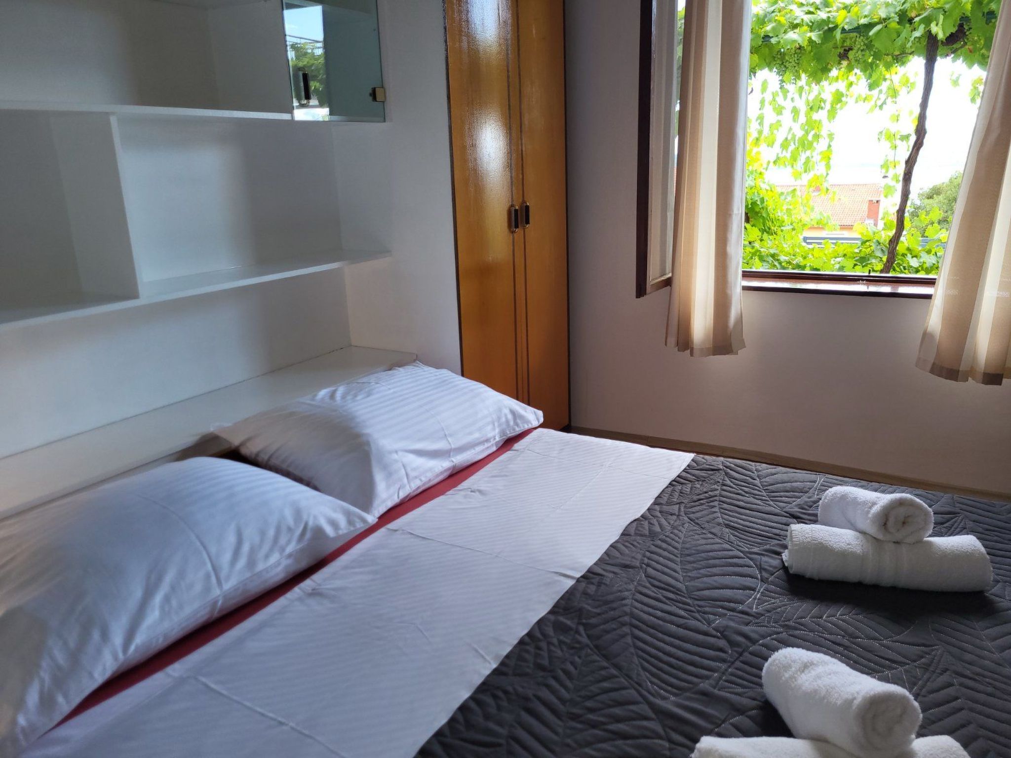 Schöne Wohnung mit Gemeinschaftspool,-Dedans