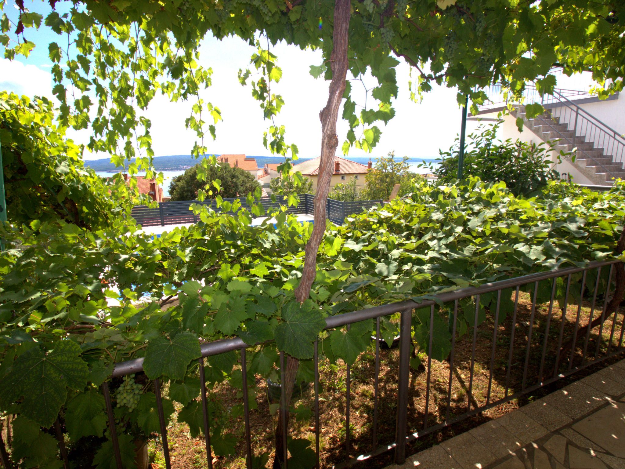 Schöne Wohnung mit Gemeinschaftspool,-Dedans