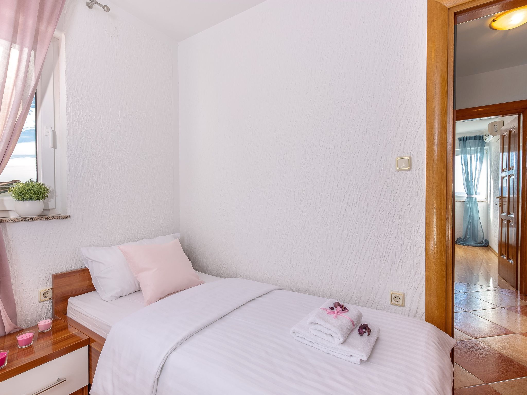 Wohnung mit Balkon und Meerblick-Inside