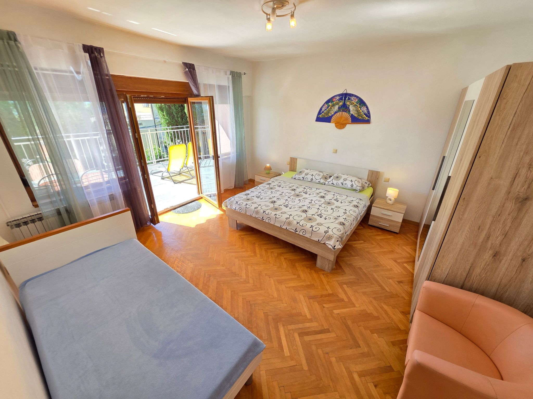 Wohnung mit Terrasse, 150 m vom Sandstrand entfernt-Drinnen