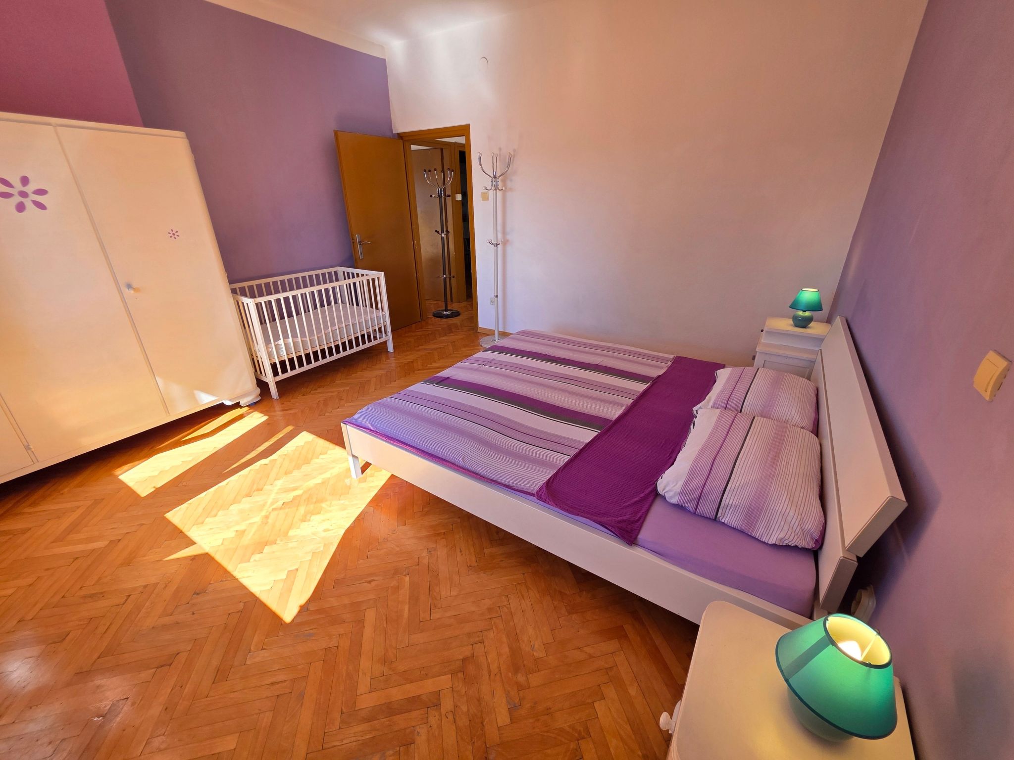 Wohnung mit Terrasse, 150 m vom Sandstrand entfernt-Drinnen