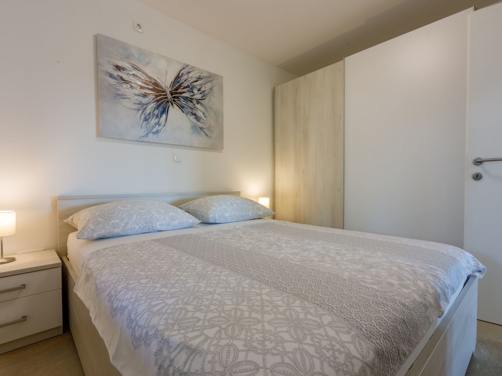 Wohnung im Erdgeschoss mit Terrasse-Drinnen