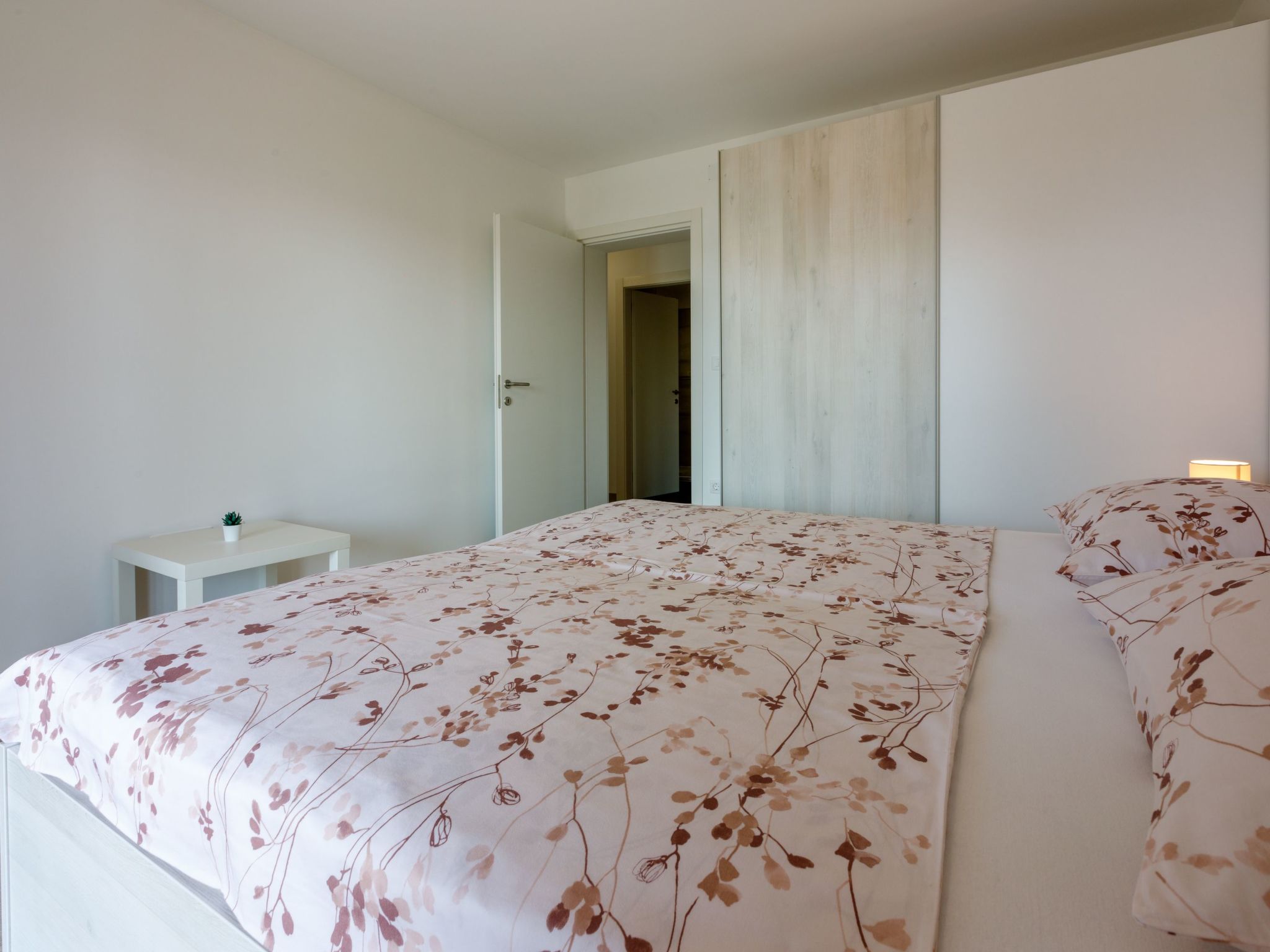 Wohnung im Erdgeschoss mit Terrasse-Drinnen