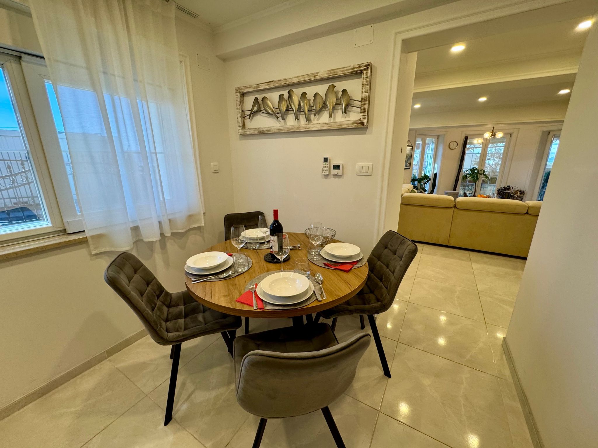 Apartment Toma 2-Dedans