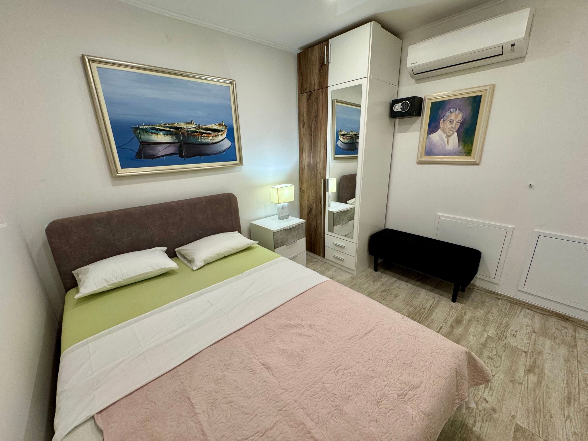 Apartment Toma 2-Dedans