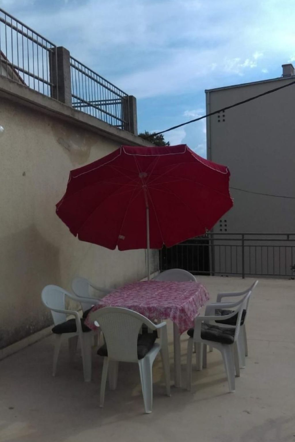 Gemütliches Appartement in Crikvenica mit Terrasse und Stadtblick und Nah am St