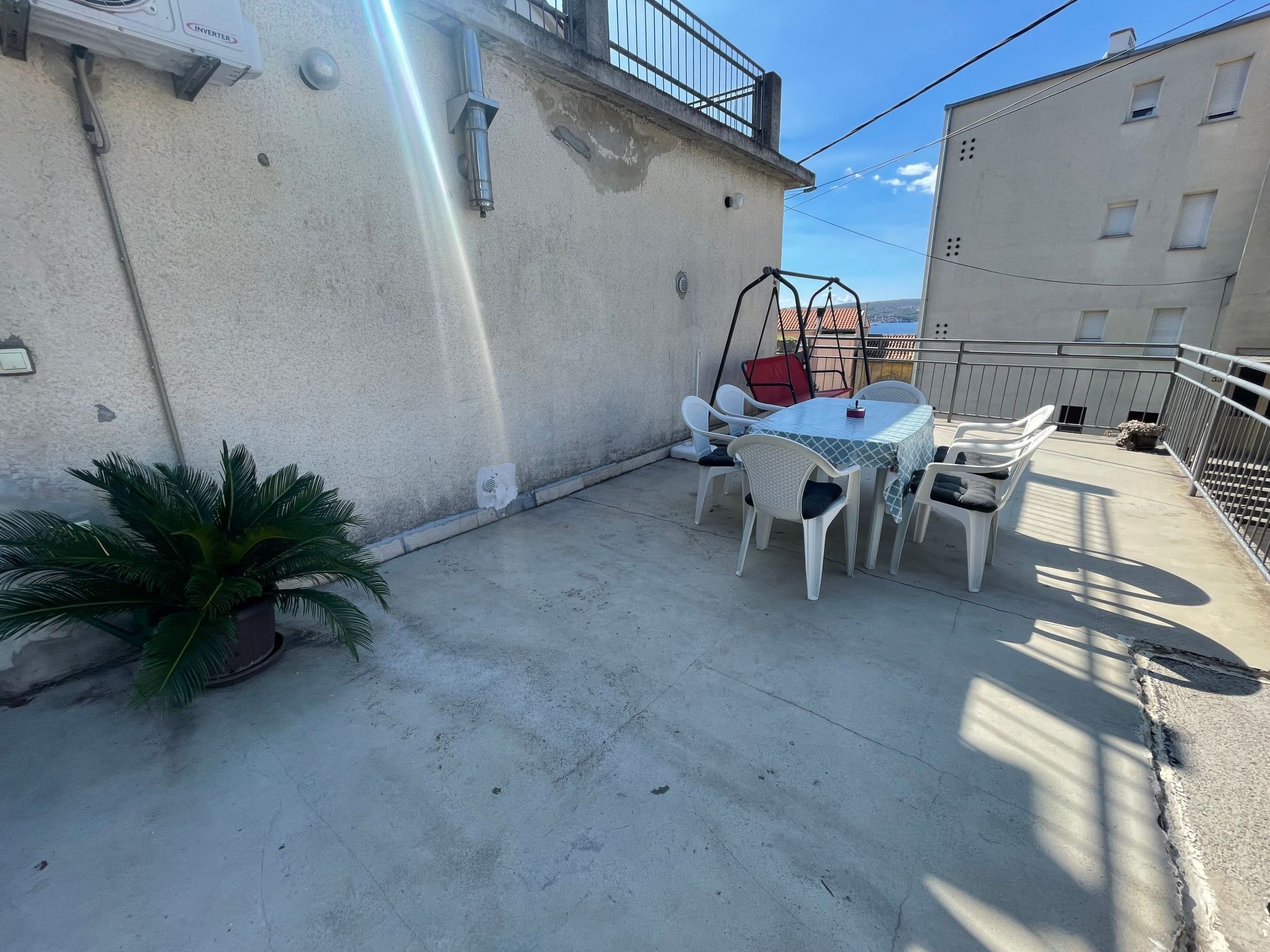 Gemütliches Appartement in Crikvenica mit Terrasse und Stadtblick und Nah am St