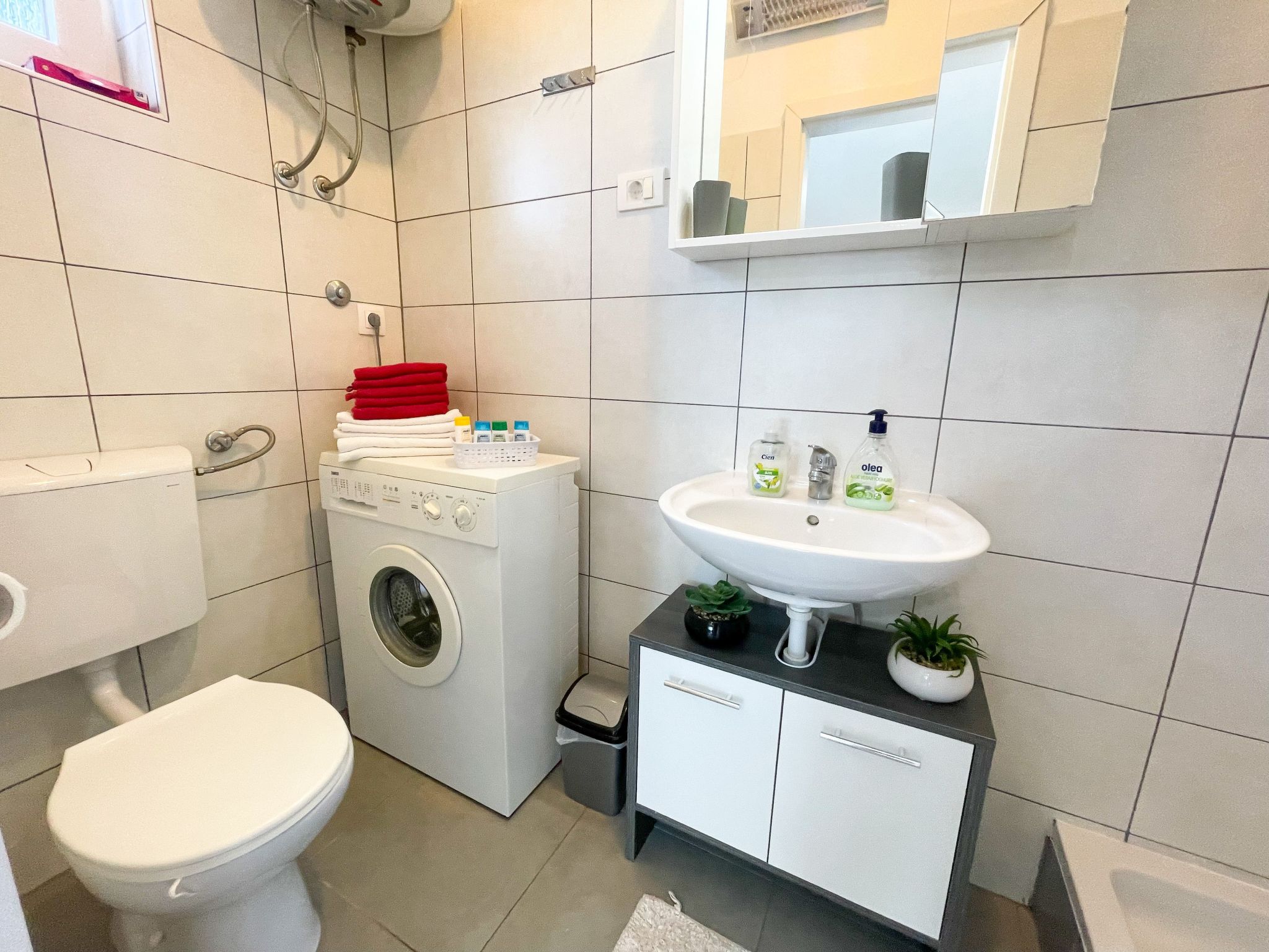 Photo of Gemütliches Appartement in Crikvenica mit Terrasse und Stadtblick und Nah am St