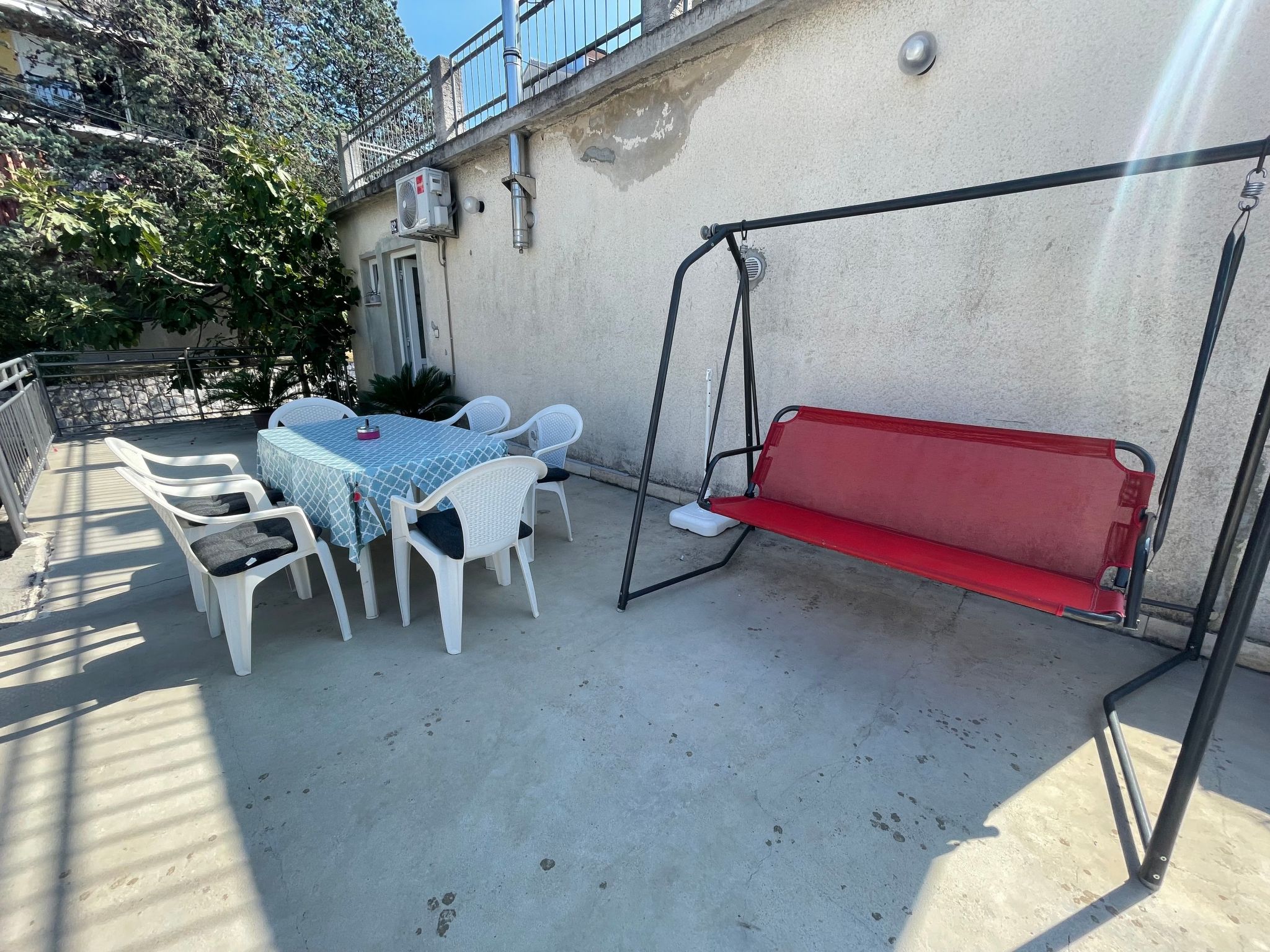 Photo of Gemütliches Appartement in Crikvenica mit Terrasse und Stadtblick und Nah am St