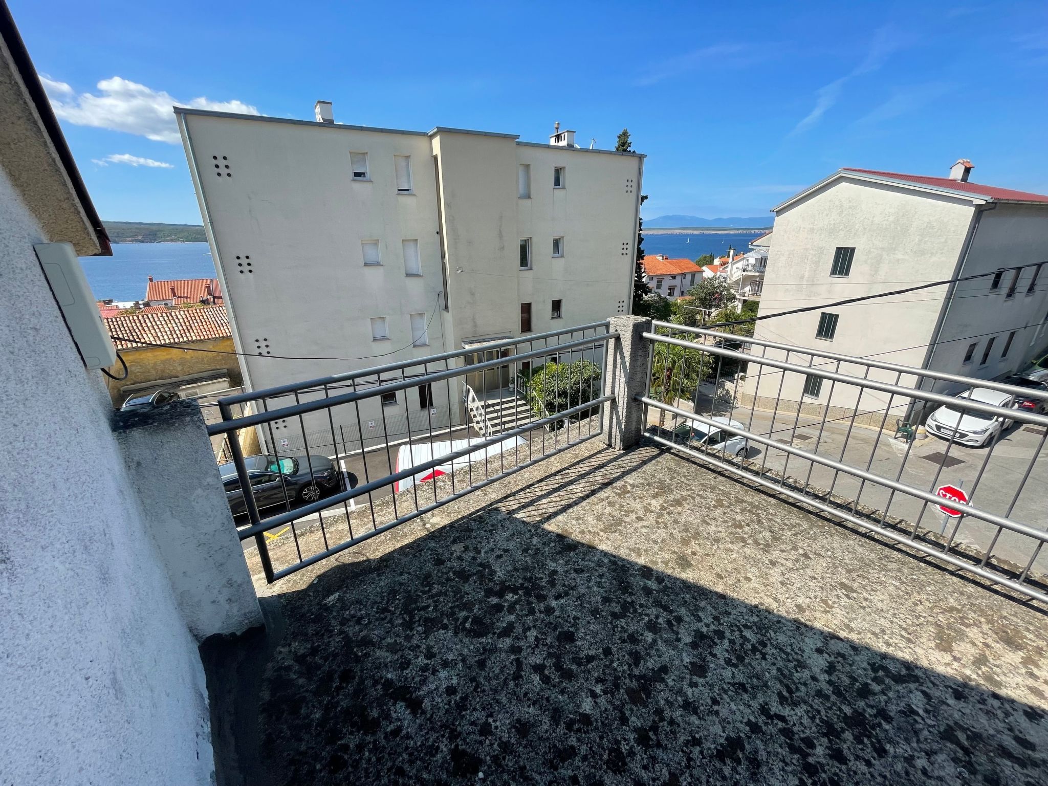 Photo of Gemütliches Appartement in Crikvenica mit Terrasse und Stadtblick und Nah am St