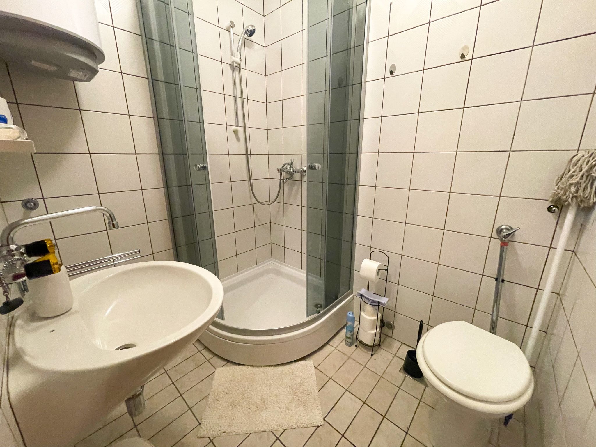 Appartement in Crikvenica mit Möbliertem Balkon-Drinnen