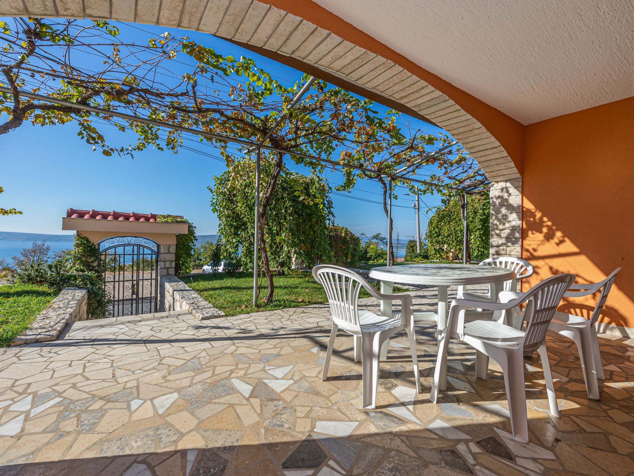 Appartement in Crikvenica mit Großem Garten-Image-tags.info