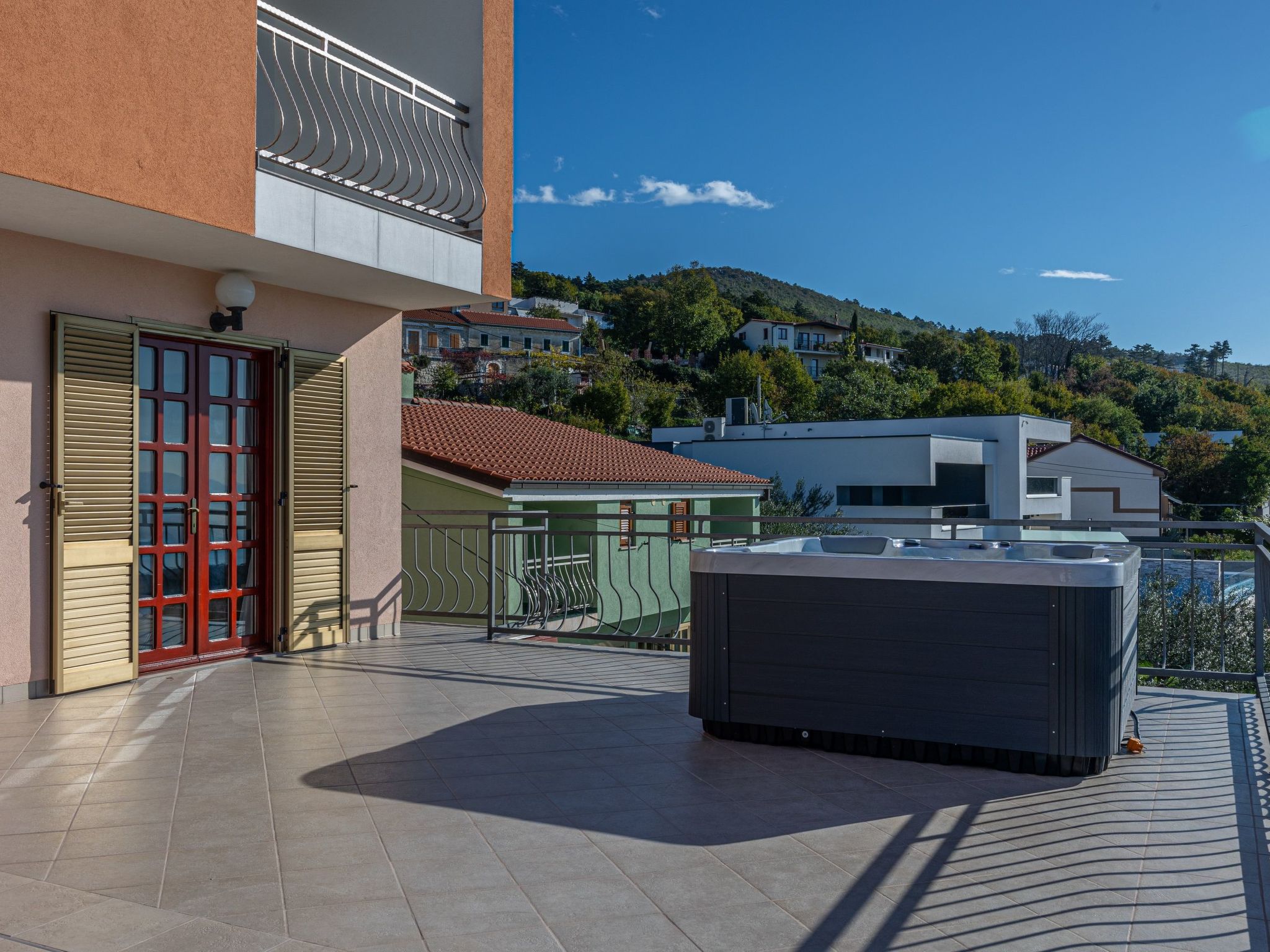 Appartement in Crikvenica mit Großem Garten-Image-tags.info