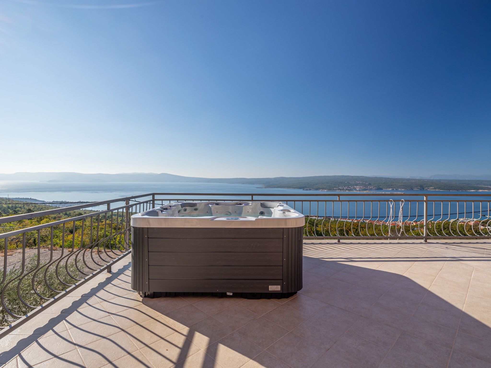 Appartement in Crikvenica mit Großem Garten-Image-tags.info