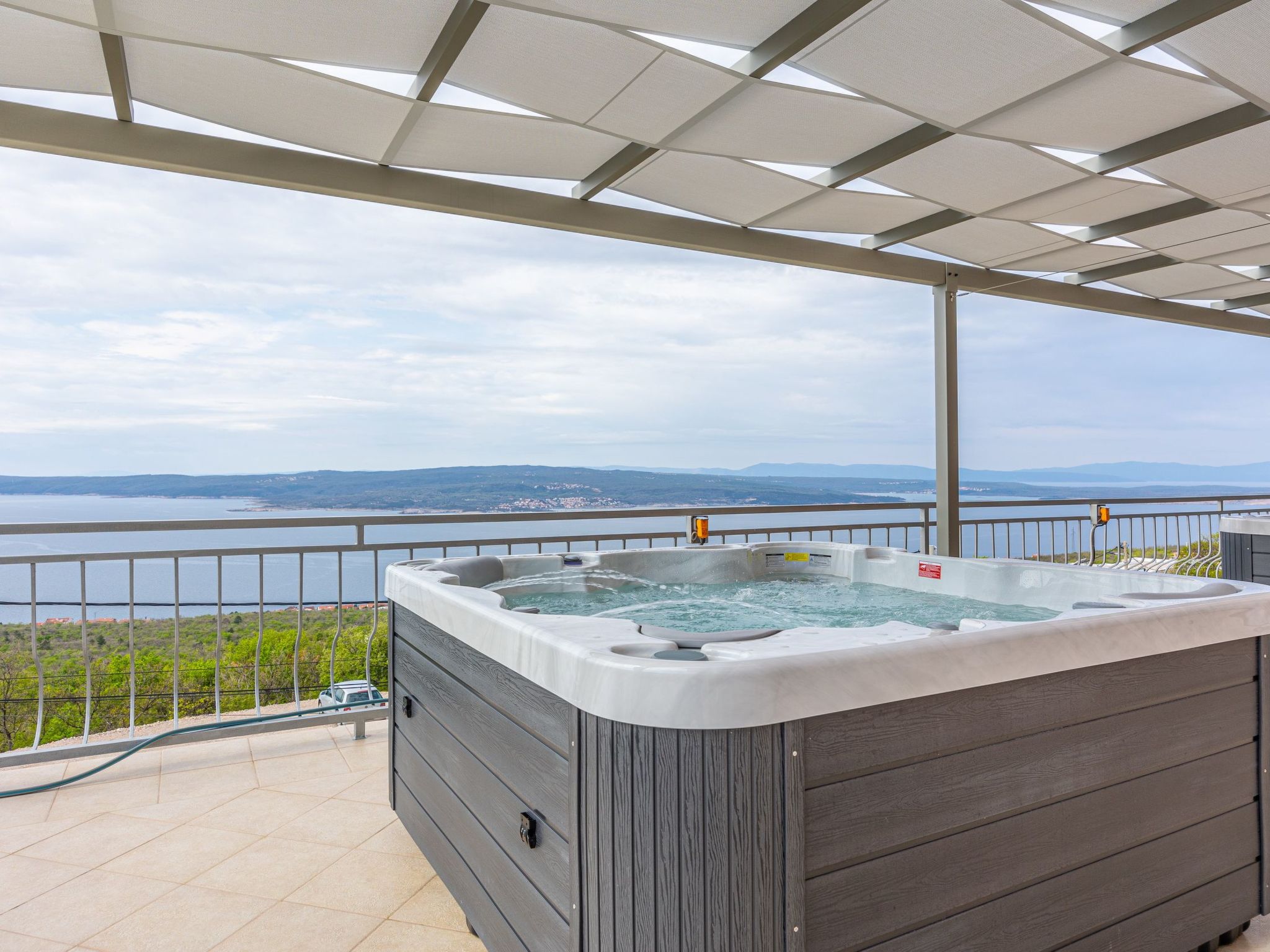 Appartement in Crikvenica mit Großem Garten-Image-tags.info