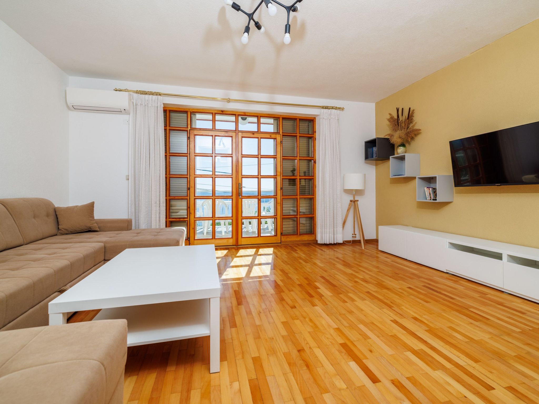 Appartement in Crikvenica mit Großem Garten-Image-tags.info