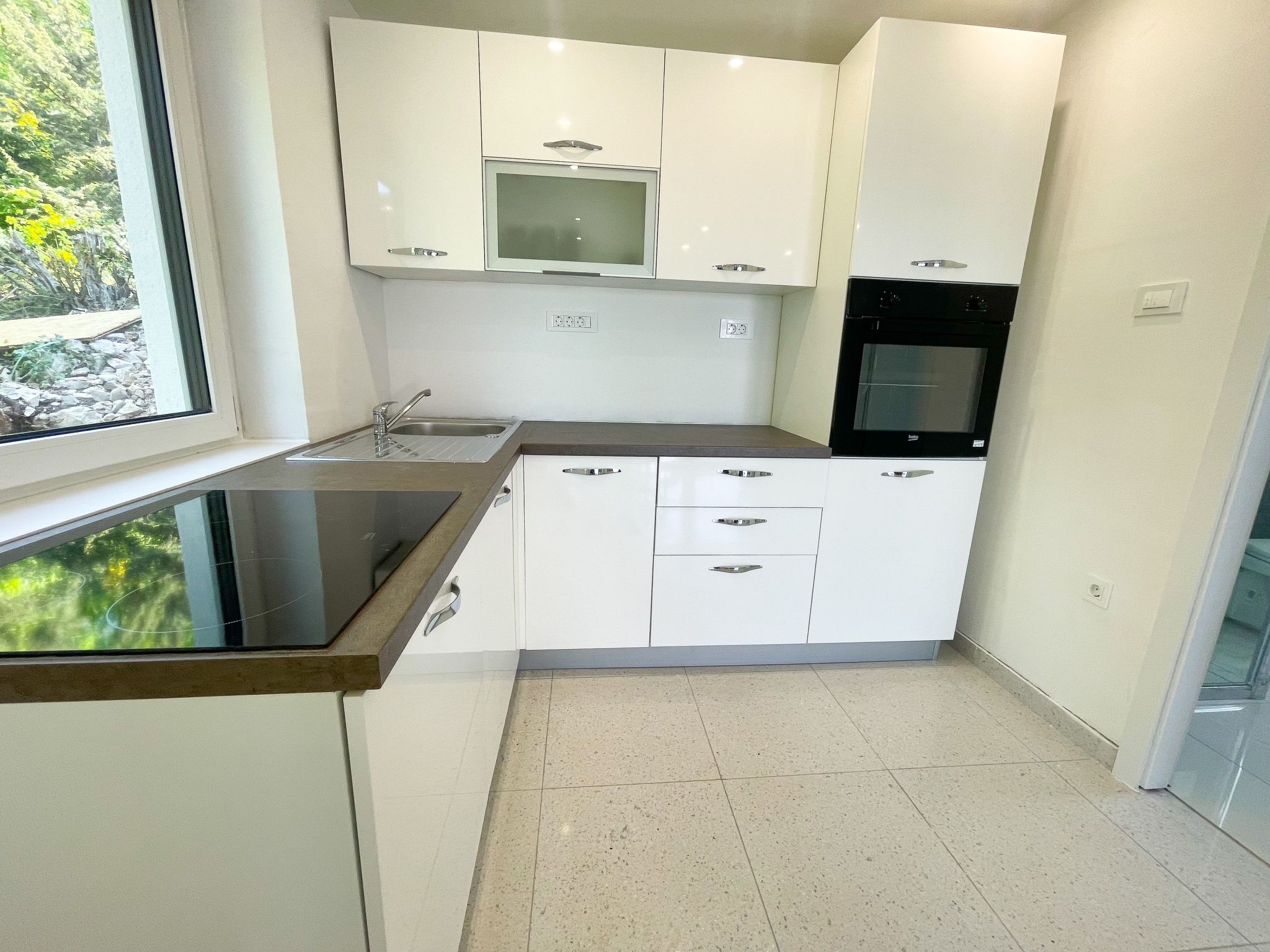 In Crikvenica mit Grill, Terrasse und Garten-Image-tags.info