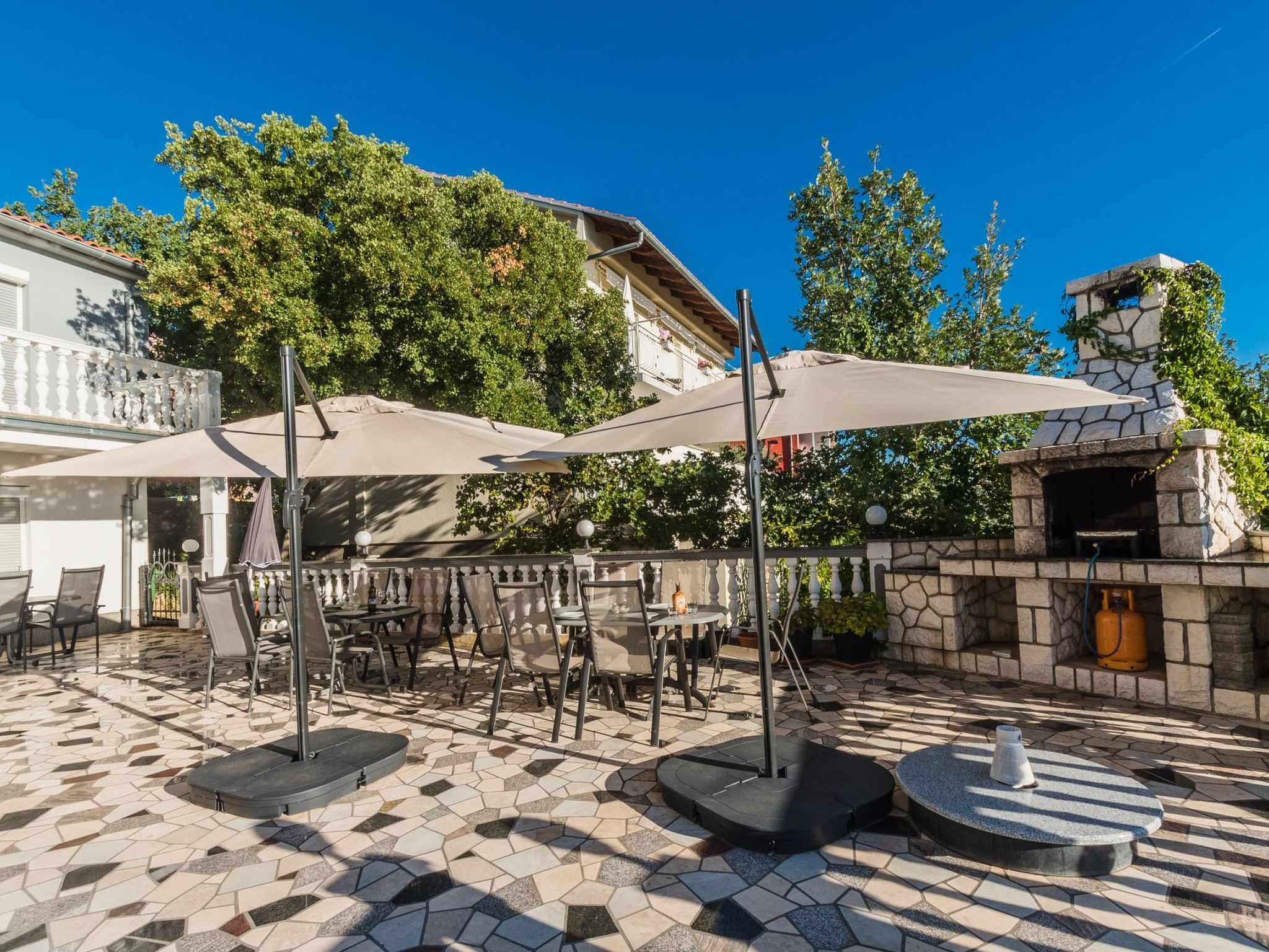 Tolle Wohnung mit Terrasse und Meerblick-Image-tags.info