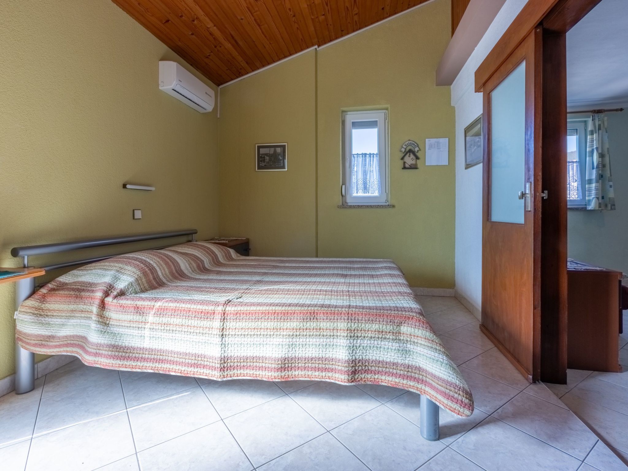 Wohnung in Crikvenica mit Terrasse mit Meerblick-Binnen