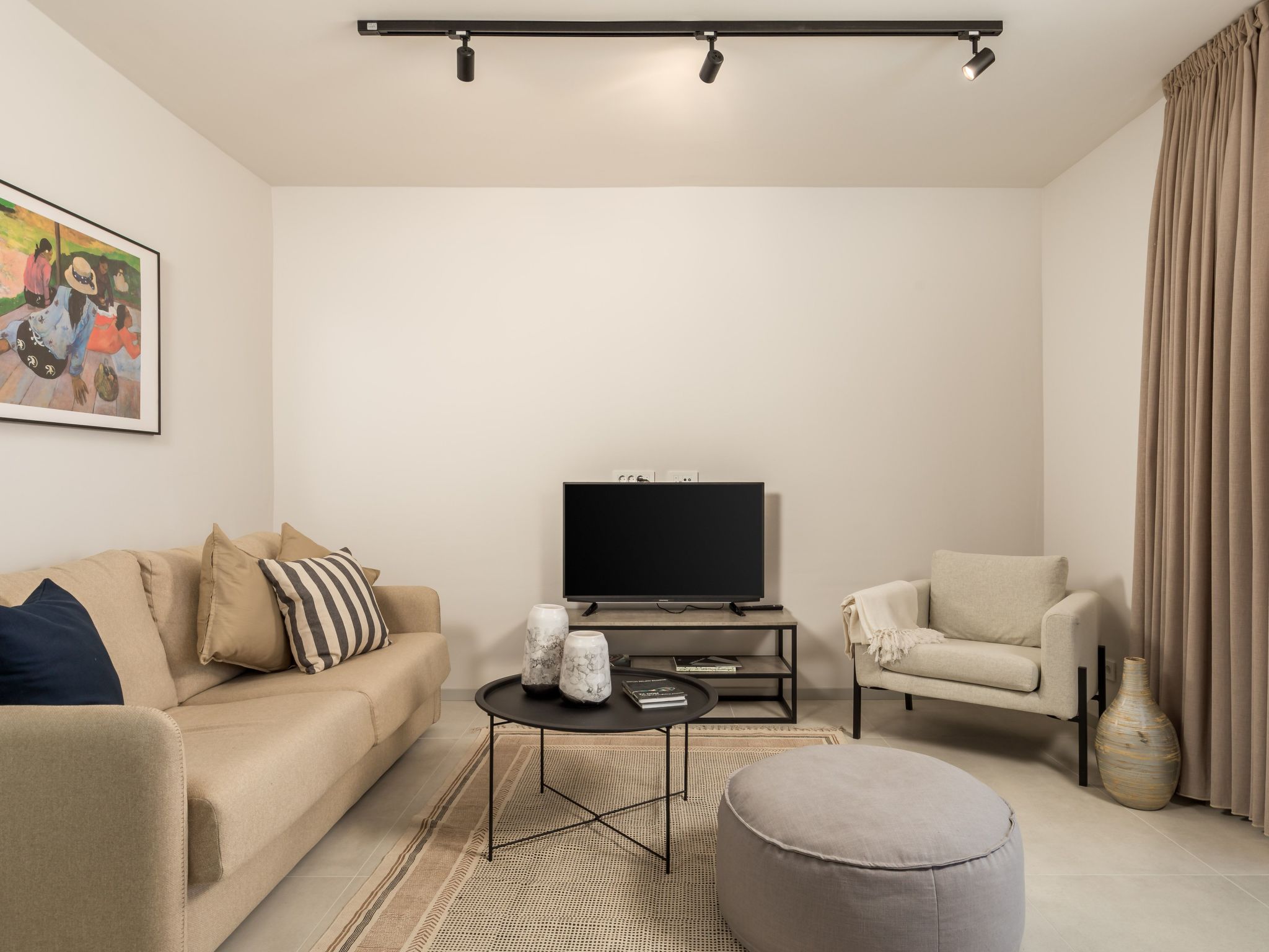 Photo of "Sunrise" mit Pool