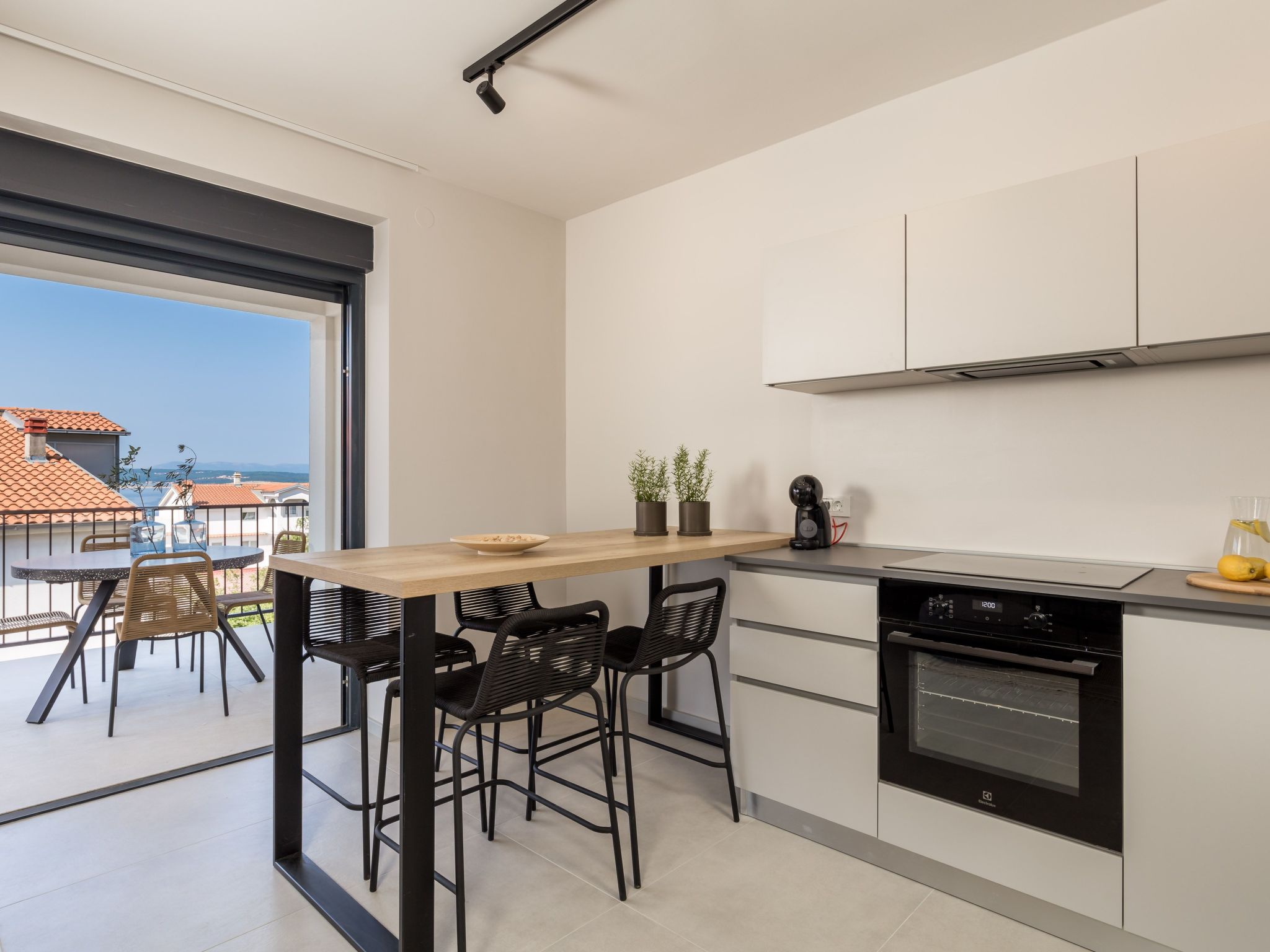 Photo of "Sunrise" mit Pool