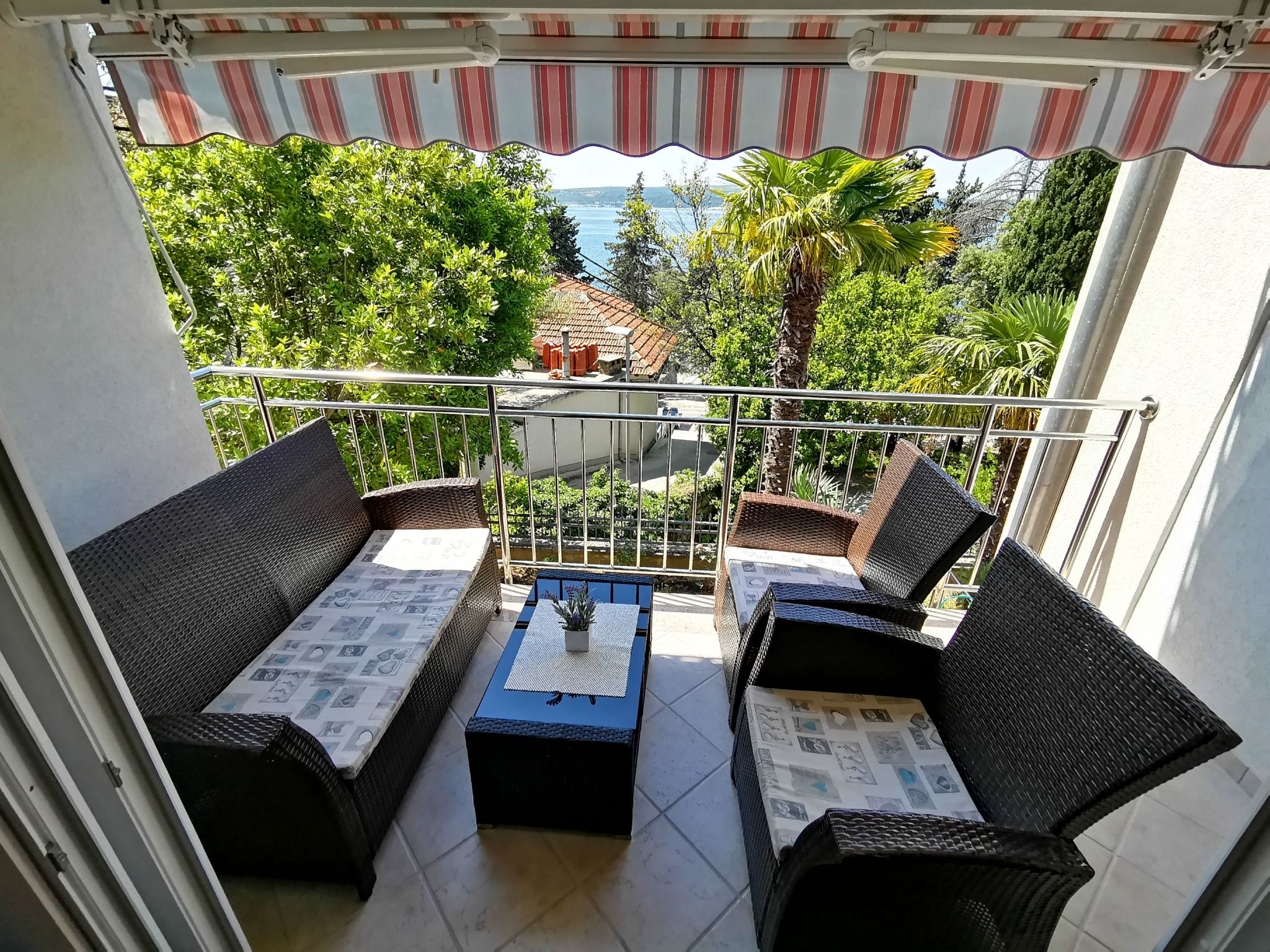 Wohnung für 4 Personen, 50m vom Strand entfernt-Binnen