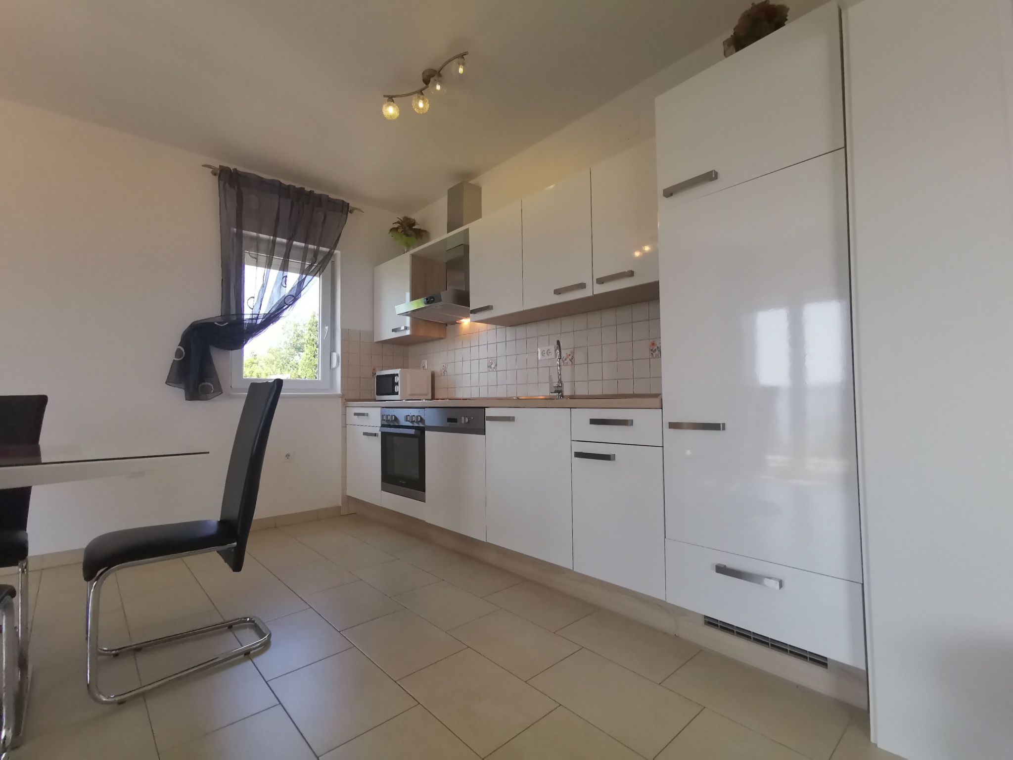 Wohnung mit Meerblick, 50m vom Strand entfernt-Binnen