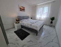 STRIGA: Vrijstaande vakantiewoning vlakbij zee in Crikvenica - thumbnail 6