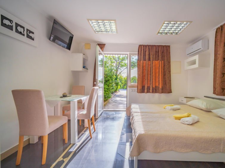 Search and Stay destination Jadranovo, Primorsko-goranska županija - Croatia from AU$ 63. Šegulja
