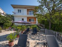 Appartement Iris: direct aan zee in Jadranovo, op 5 meter van het strand - thumbnail 3