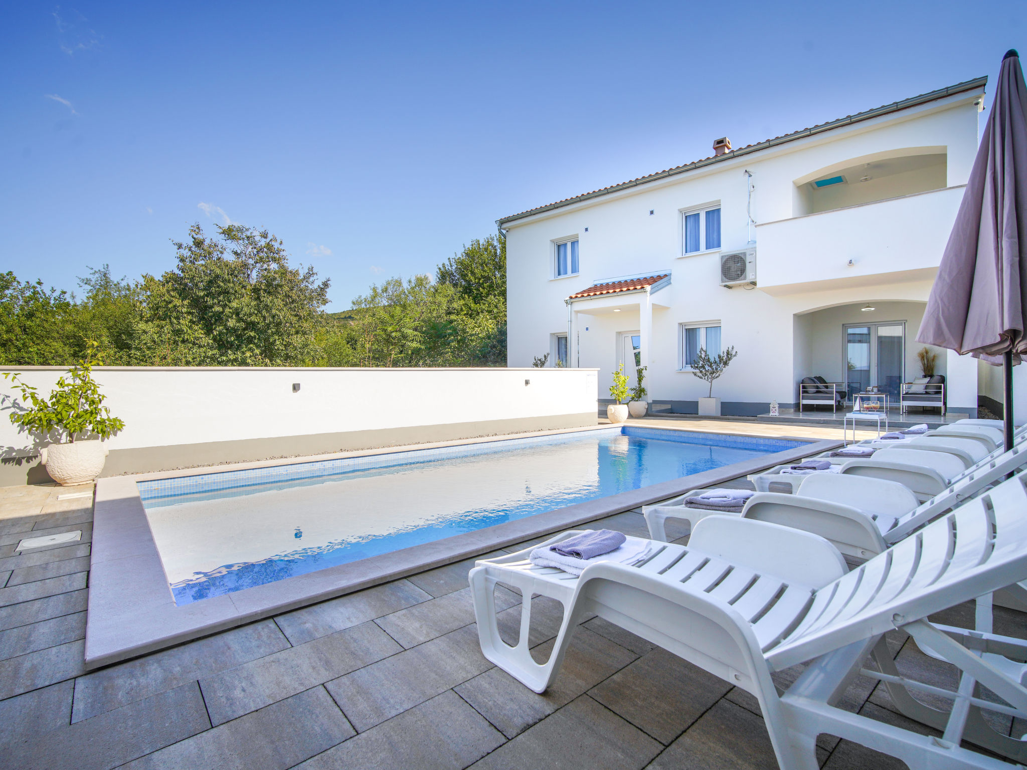 Villa Lea-Outside