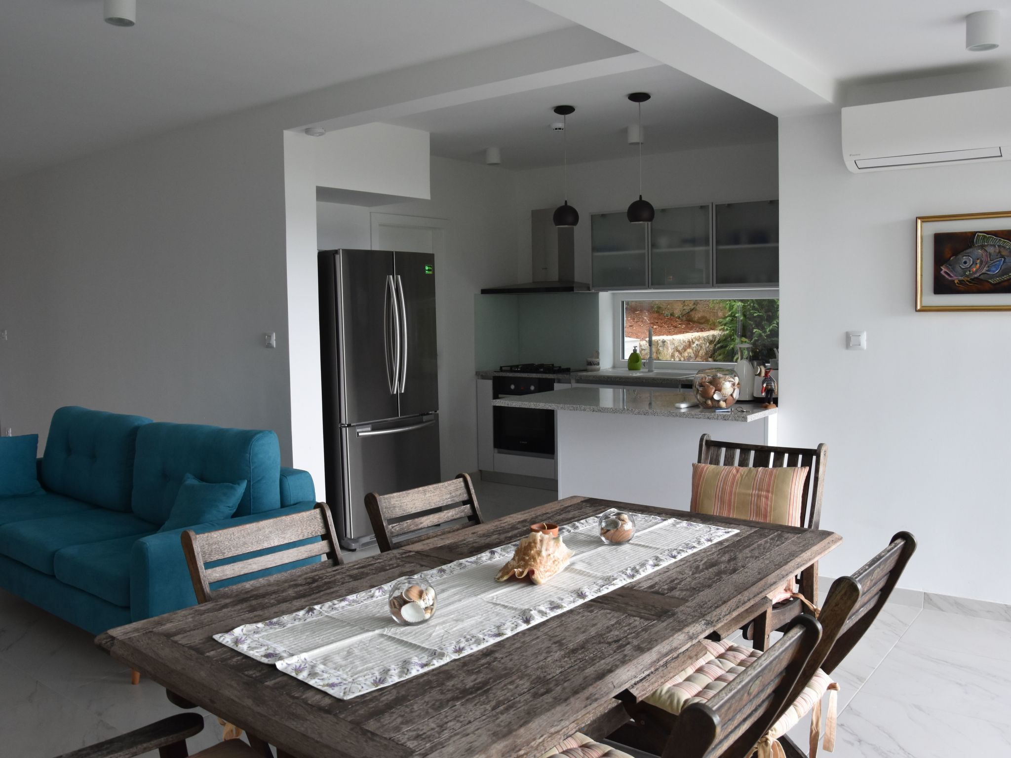 Ferienvilla mit Whirlpool-Drinnen