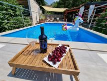 Exclusieve villa met privézwembad & sauna nabij Crikvenica - thumbnail 1