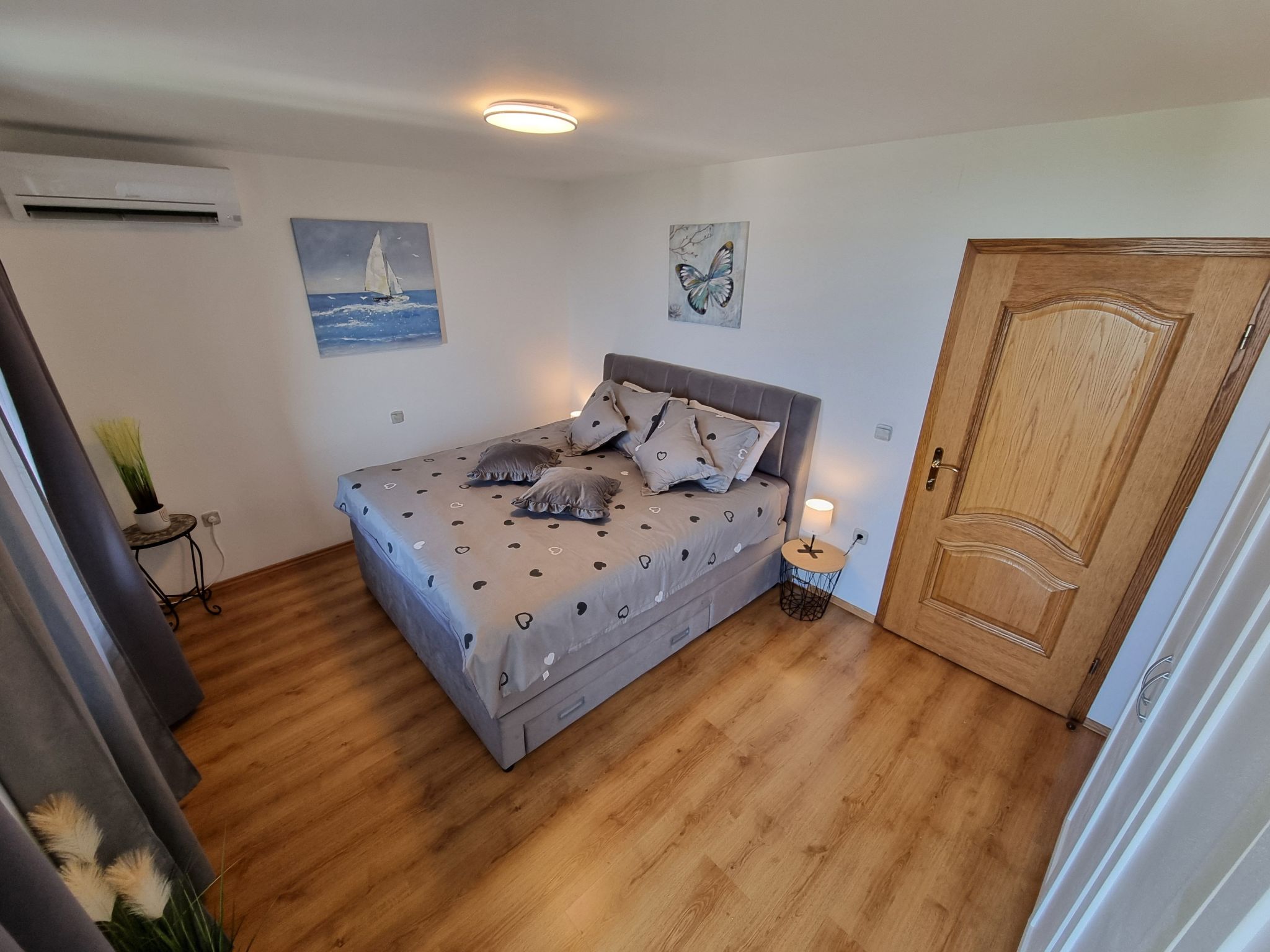 Mit privatem Pool und Sauna-Inside