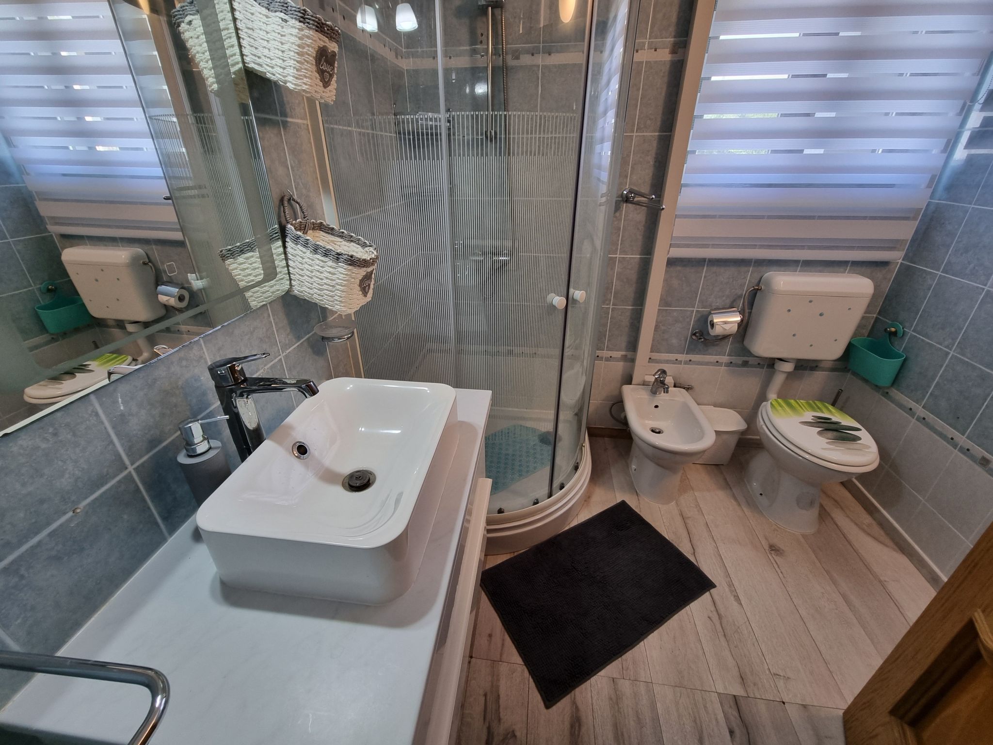 Mit privatem Pool und Sauna-Inside