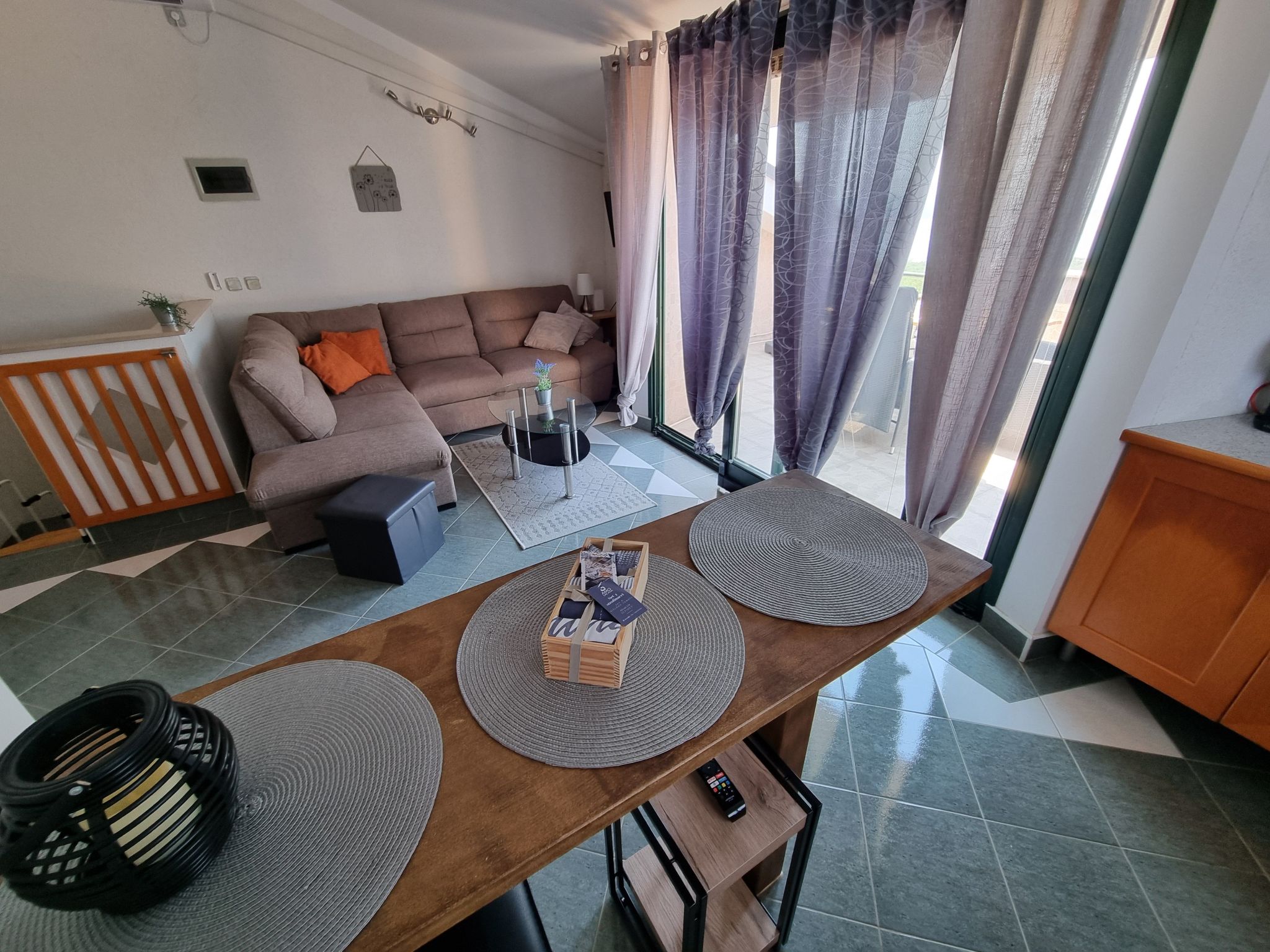 Mit privatem Pool und Sauna-Inside