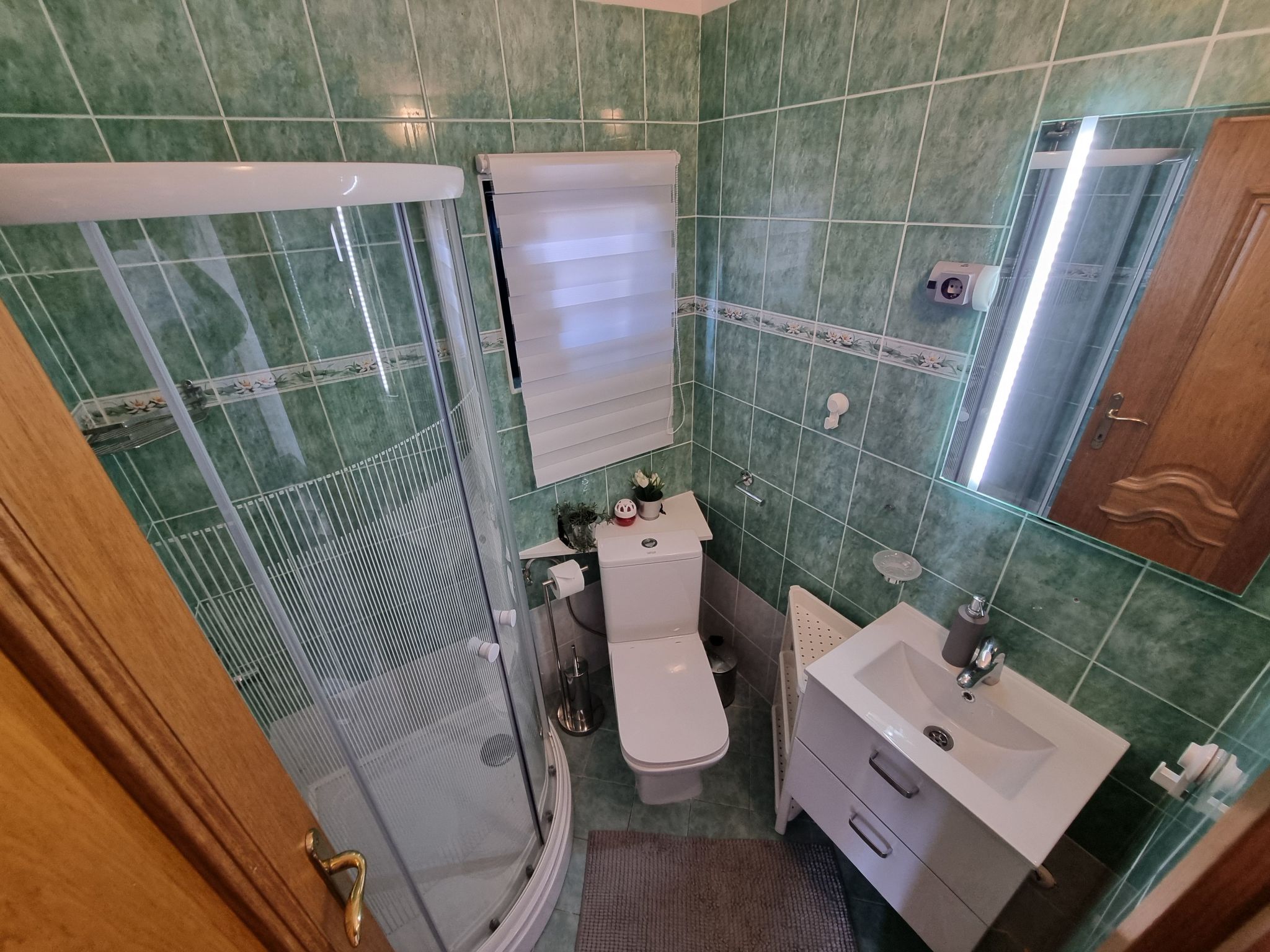 Mit privatem Pool und Sauna-Inside